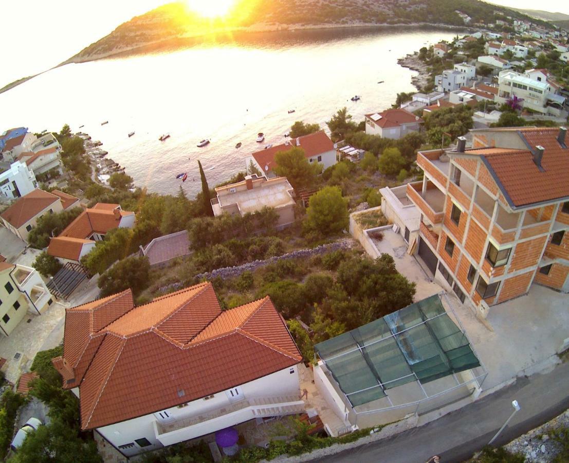 Jakopovic Apartments โรกอซนิซา ภายนอก รูปภาพ